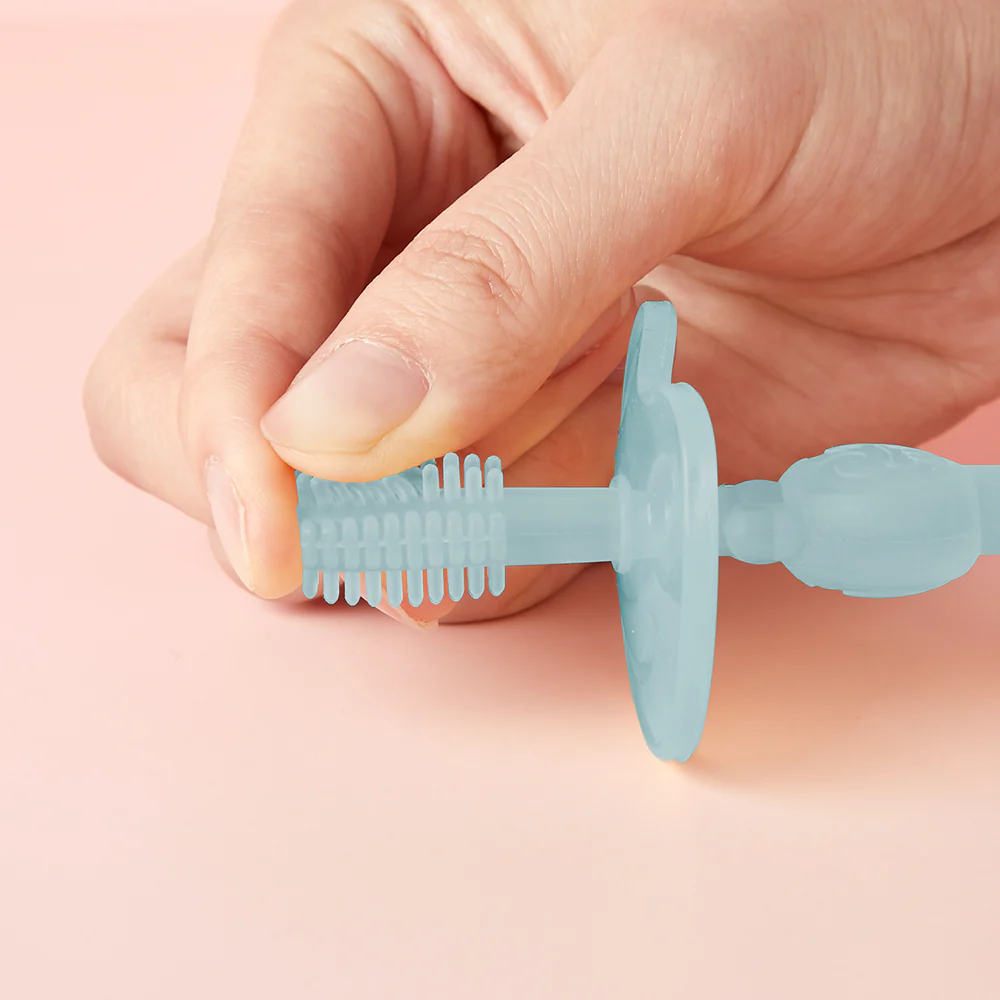 Haakaa 360° Silicone Toothbrush 1 pk - Image 11