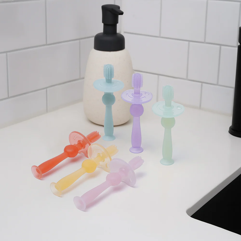 Haakaa 360° Silicone Toothbrush 1 pk - Image 16