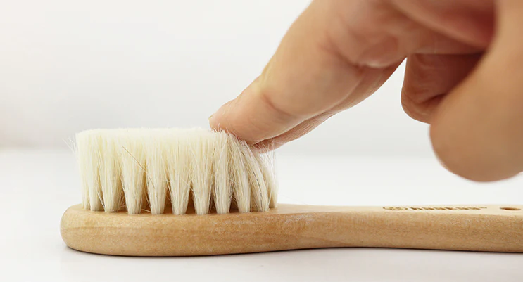 Haakaa Goats Wool Wooden Baby Hairbrush 1 pk - Image 6